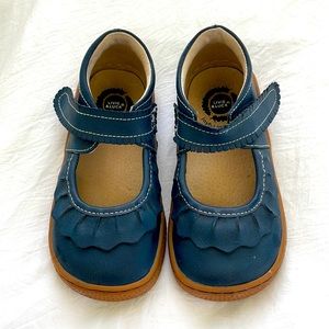 Livie & Luca size 9 blue Ruche Classic